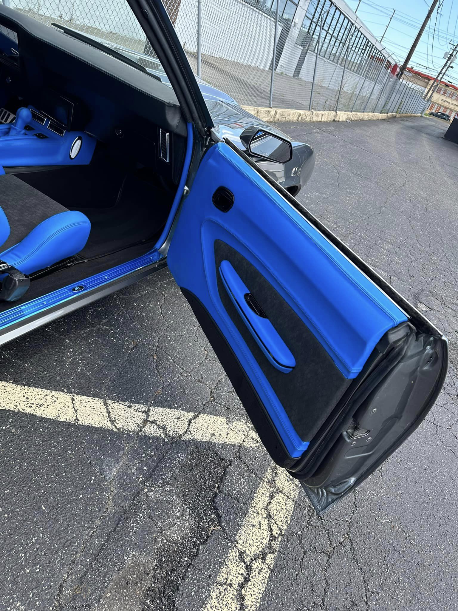 1968-69 1st Gen Camaro Door Panels - Image 24
