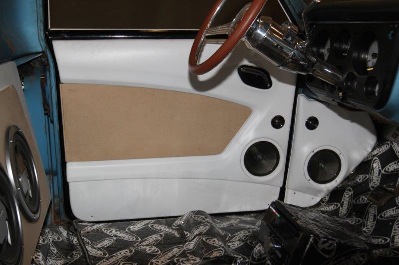 1967-72 C-10 Truck Door Panels - Image 3